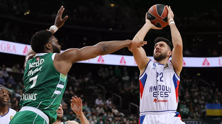 Anadolu Efes'ten kritik galibiyet 