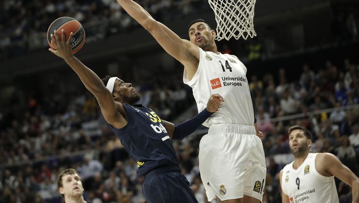 Fenerbahçe Beko Madrid'te kayıp